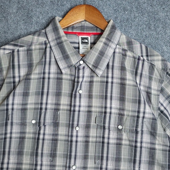 The North Face Other - The‎ North Face Shirt Mens XXL Grey Plaid Short Sleeve Pearl Snap Button Hiking